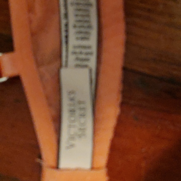 Victoria's Secret Pink Lace Bra - Picture 7 of 7